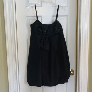 Black Sleeveless Formal Dress